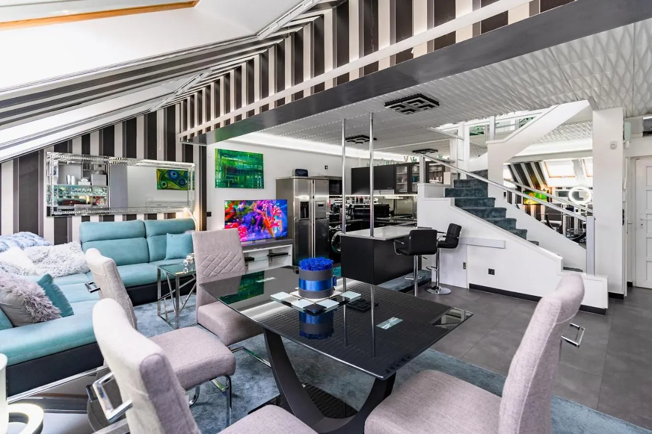 Skygarden Budapest - Luxury Penthouse With Private Jakuzzi Gym Sauna Hungary