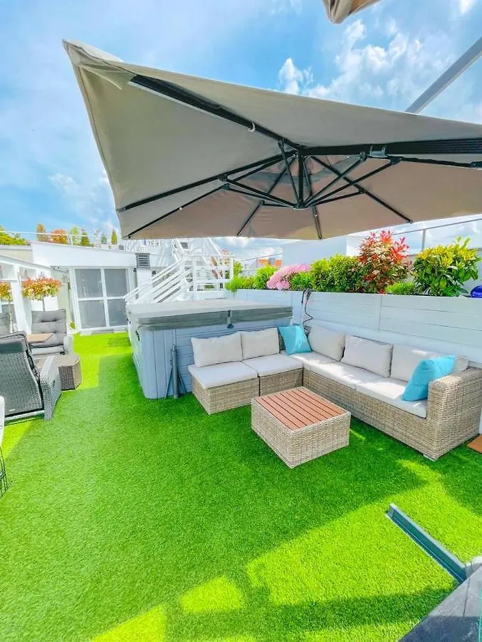 Skygarden Budapest - Luxury Penthouse With Private Jakuzzi Gym Sauna Hungary